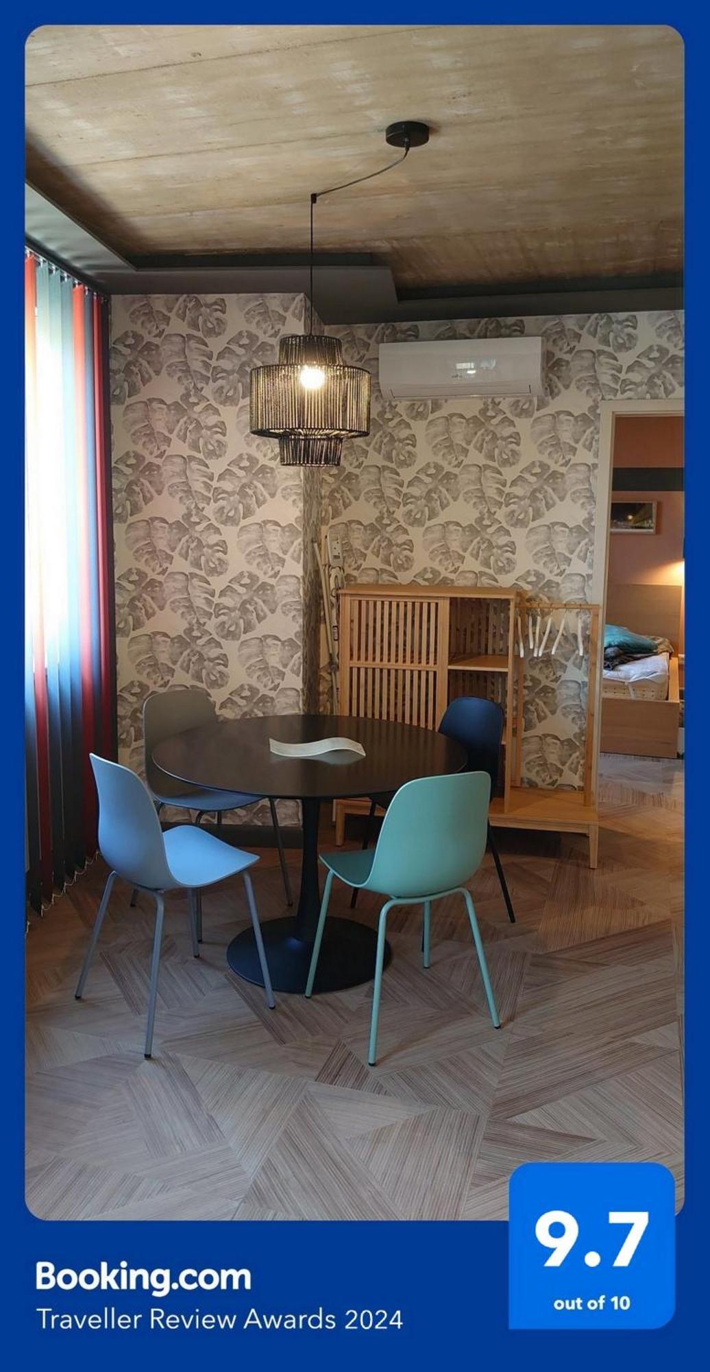 Blonde River Apartman Mora Szeged Exteriör bild
