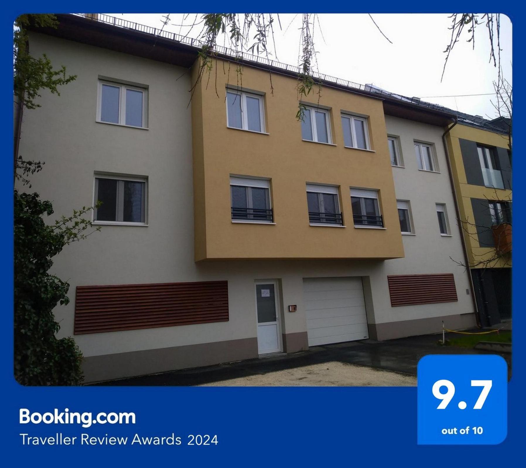 Blonde River Apartman Mora Szeged Exteriör bild